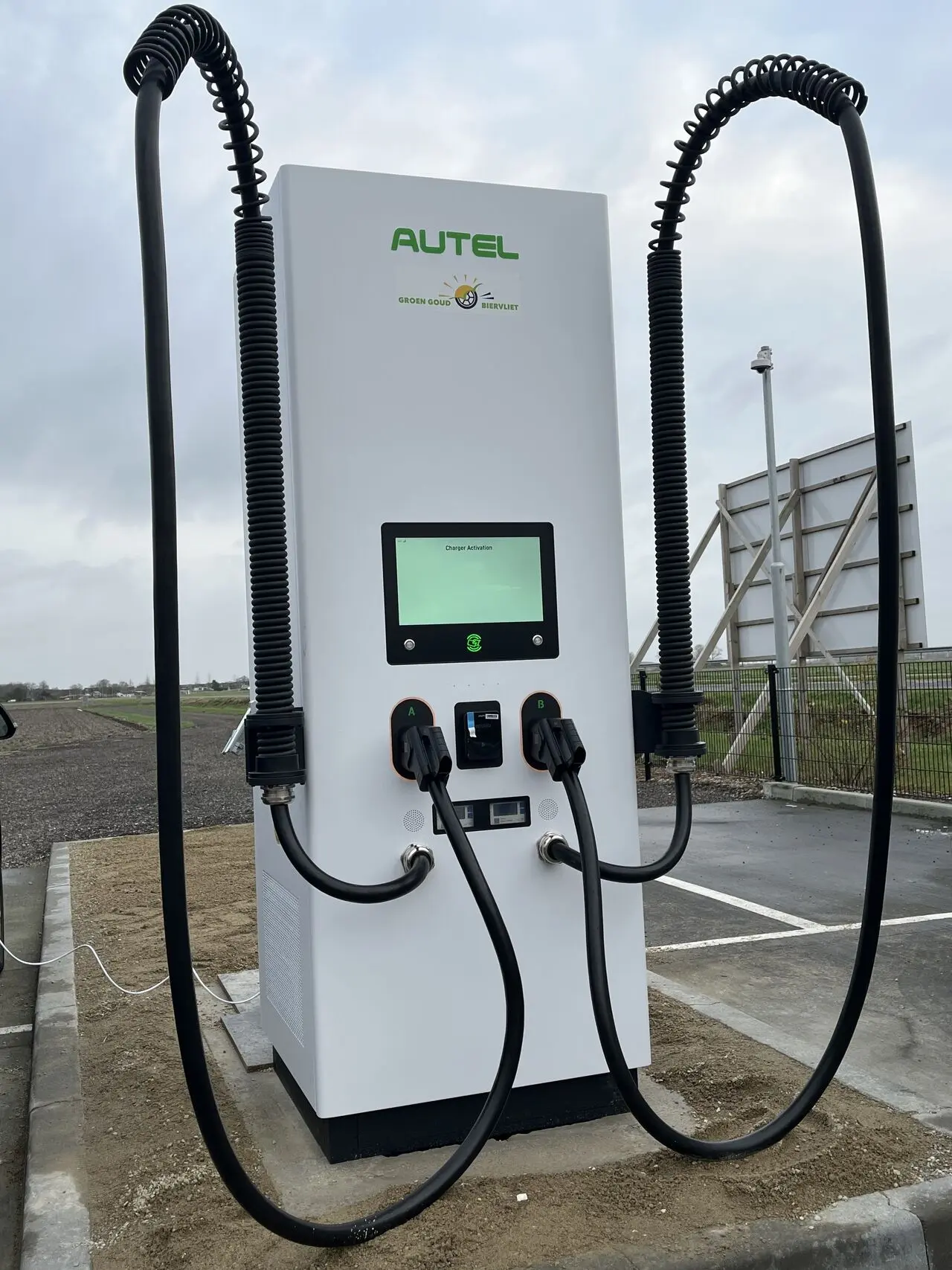 MaxiCharger DH480 - Pohled 2